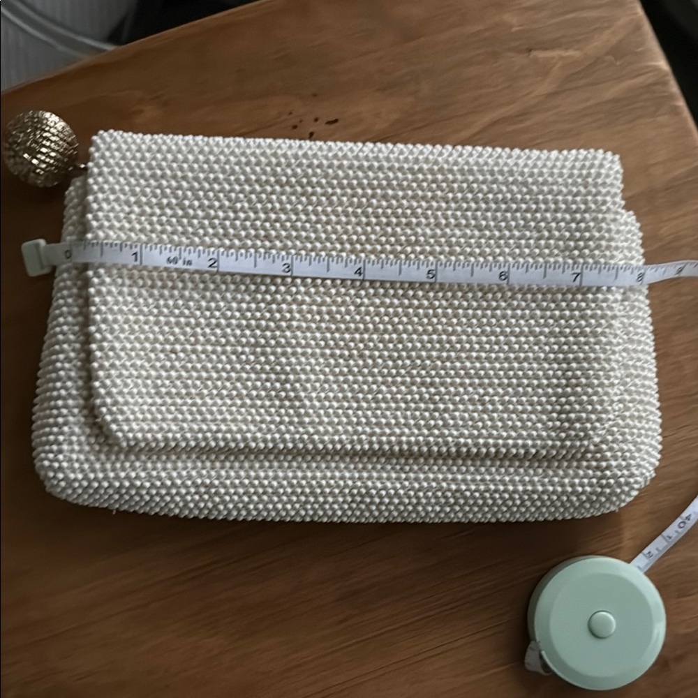 Vintage Lumured Cream Beaded Clutch Wristlet Purse Bag - Picture 9 of 10